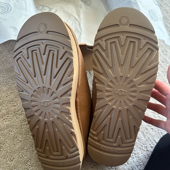 ***NEW***Ugg Tazz platform women’s size 8. - Picture 8 of 12